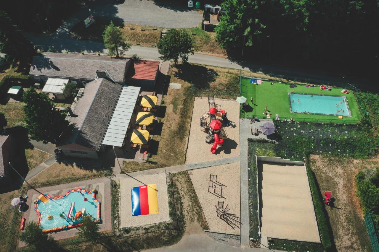 Verblijfpark Ardinam Olloy-sur-Viroin Exterior foto